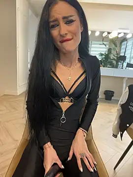 FeetVibe - 🔥 Get my attention