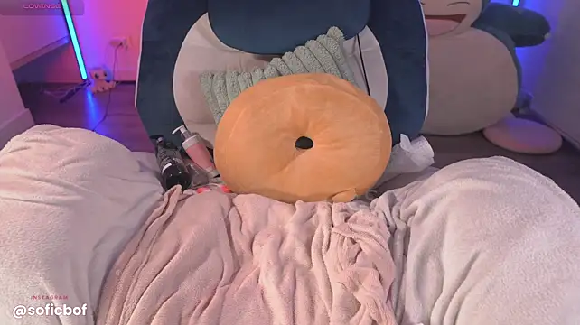 Sofi_sc - LICK AND STROKE DILDO