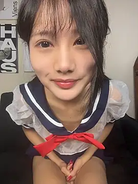 Xiaoxiao1001 - 戴项圈口球的小母狗