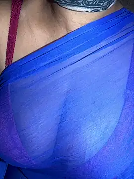 Tanasha - Boob show