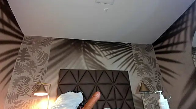 Yvonne_Collins - MILK IN MY HOT ASS