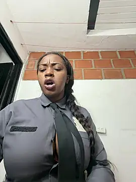 CiaraEbony - naked and big big squirt