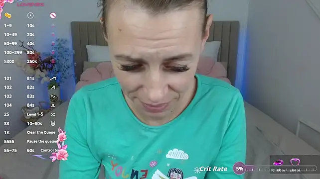 Bellacandyy - show tits