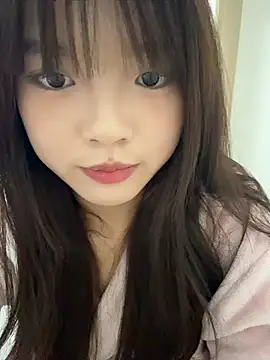 Youbaby-Love - 今天有家人不敢玩小粉脱上衣2f z