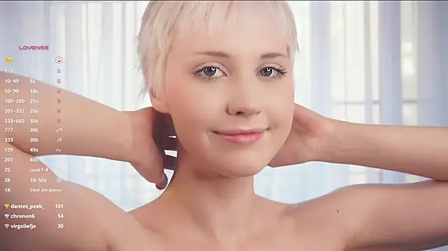 HattieSkay - Licking Lips