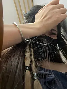 Xiao-mo520 - 美导老师下班兼，咖啡厅偷玩小粉，刺激，超敏感体质，完成目标脱内衣5分钟，不分场合