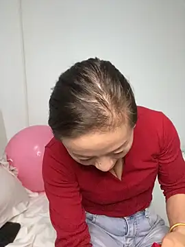 Mrxiao448 - 换装丝袜潮吹