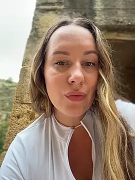Mona_Plus - Squirt through leggings🥵💦LT wins video