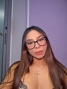 Amira_cute2 - Spank your ass X5