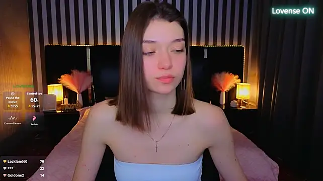 Cherry_Wipe - I'll play with my nipples