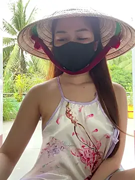 My_Melodyy - Make me cum pussy in public garden 🪴 😈