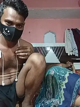 Hot_Indiancpl