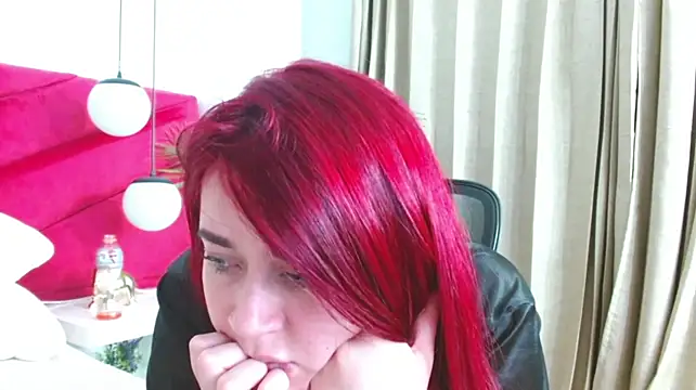 Sophie_ponce - play with my pussy