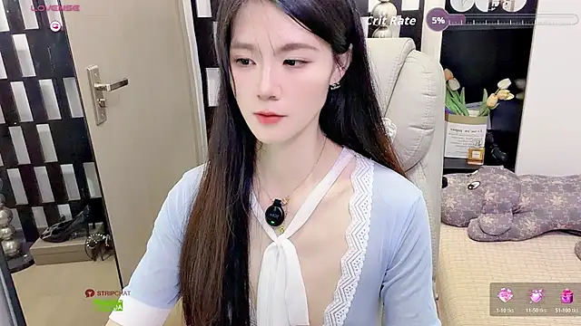 Yueyue-MM - 小粉塞入3分钟