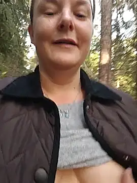SwedishJennifer - Tease pussy doggy