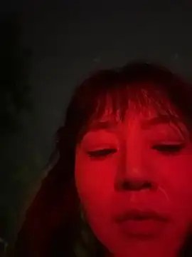 Bingbing6699 - 路边露全胸性感揉胸