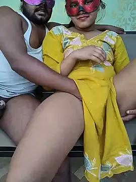 PUNJABICOUPLE09