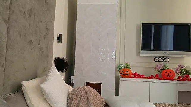 Liv_Fay - slap my ass