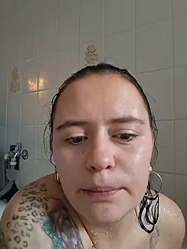 Real__miss__ina - Toys testen