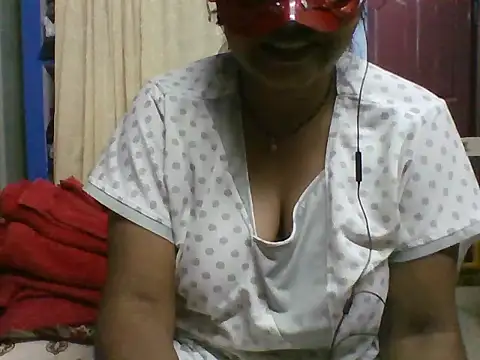 Mini_Anu_Reddy2 - Full nude show in public
