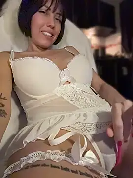 Emmahere - Make me wet 🤤