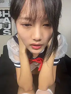 Xiaoxiao1001 - 戴项圈口球的小母狗