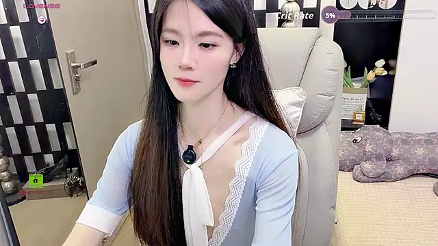 Yueyue-MM - 小粉塞入3分钟