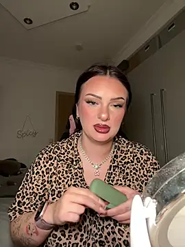 OliviaaFischer - Slap ass 20x +3 Videos