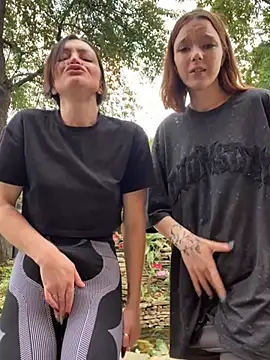 CherryBombs- - FINGERING PUSSY 2 GIRLS