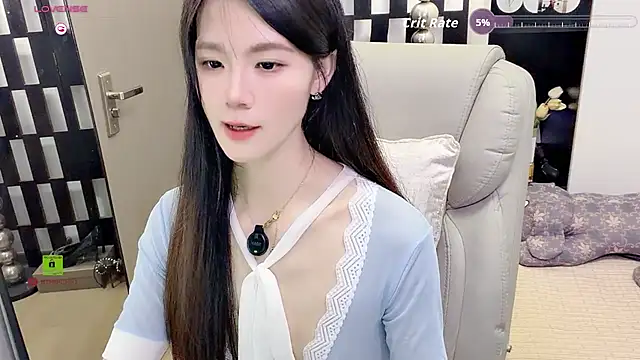 Yueyue-MM - 小粉塞入3分钟