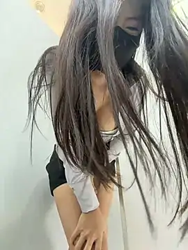 Xiao-Lin - 户外男厕小便池琅琊假阳具抽插2分钟