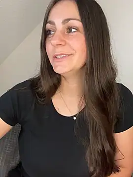 Loella-Rose - 2 Solovideo & 2 Nudes for last Tip 🎁