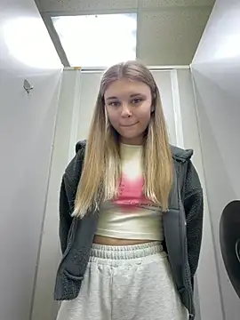 -MiaKitty - Remove top / get topless in WC