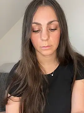 Loella-Rose - 2 Solovideo & 2 Nudes for last Tip 🎁