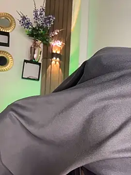 Isa-anbar - DILDO IN MY PUSSY 😈