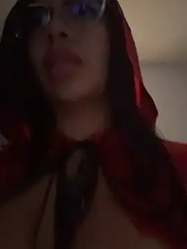 Noa_rousse01 - show boobs