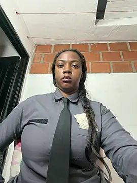 CiaraEbony - naked and big big squirt