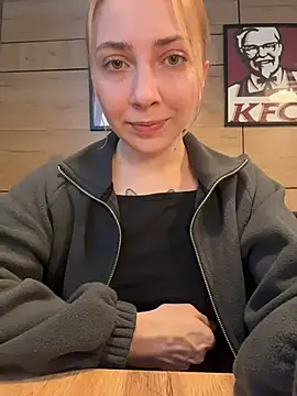 Sunny___Bunny - moan in kfc