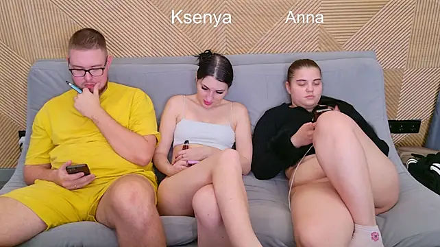 Ksenny - threesome sex + creampie