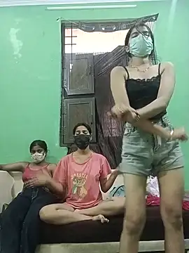 Queen_queen - Boobs show 👀💋