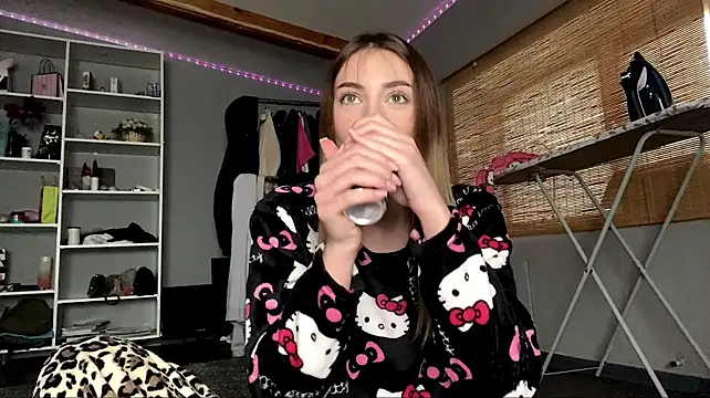 Simmisweet - lick my sweet finger