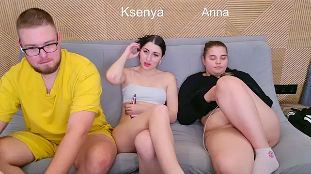 Ksenny - threesome sex + creampie