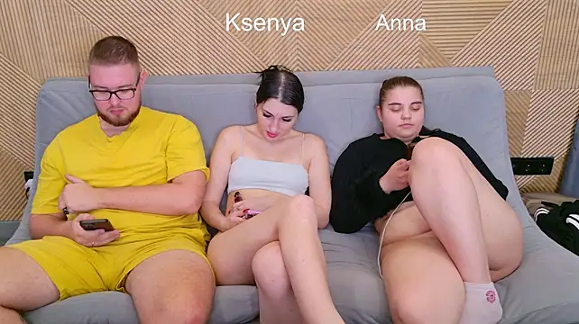 Ksenny - threesome sex + creampie