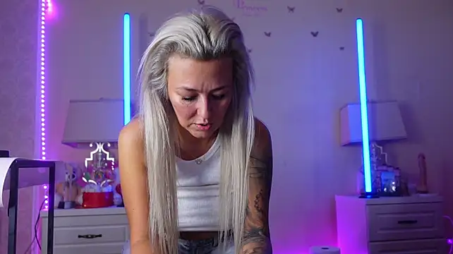 Alicia007