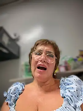 Bettybutter_ - All naked and crazy cumin for you