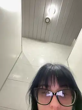 Only_April - Find a spot to squirt on the bra!