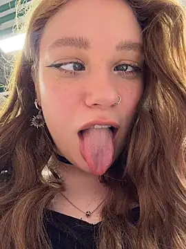 Lucy-joy - WOW FLASH ASS in the store