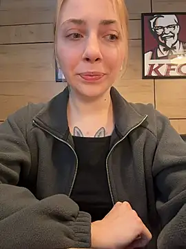 Sunny___Bunny - SPANK clit under table in kfc