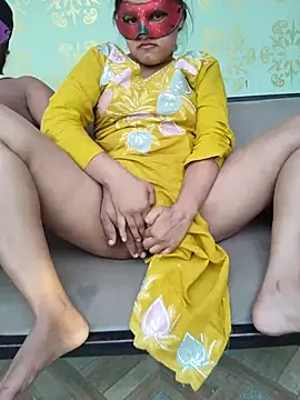 PUNJABICOUPLE09