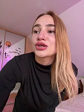 SugarDanger - show feet+footjob